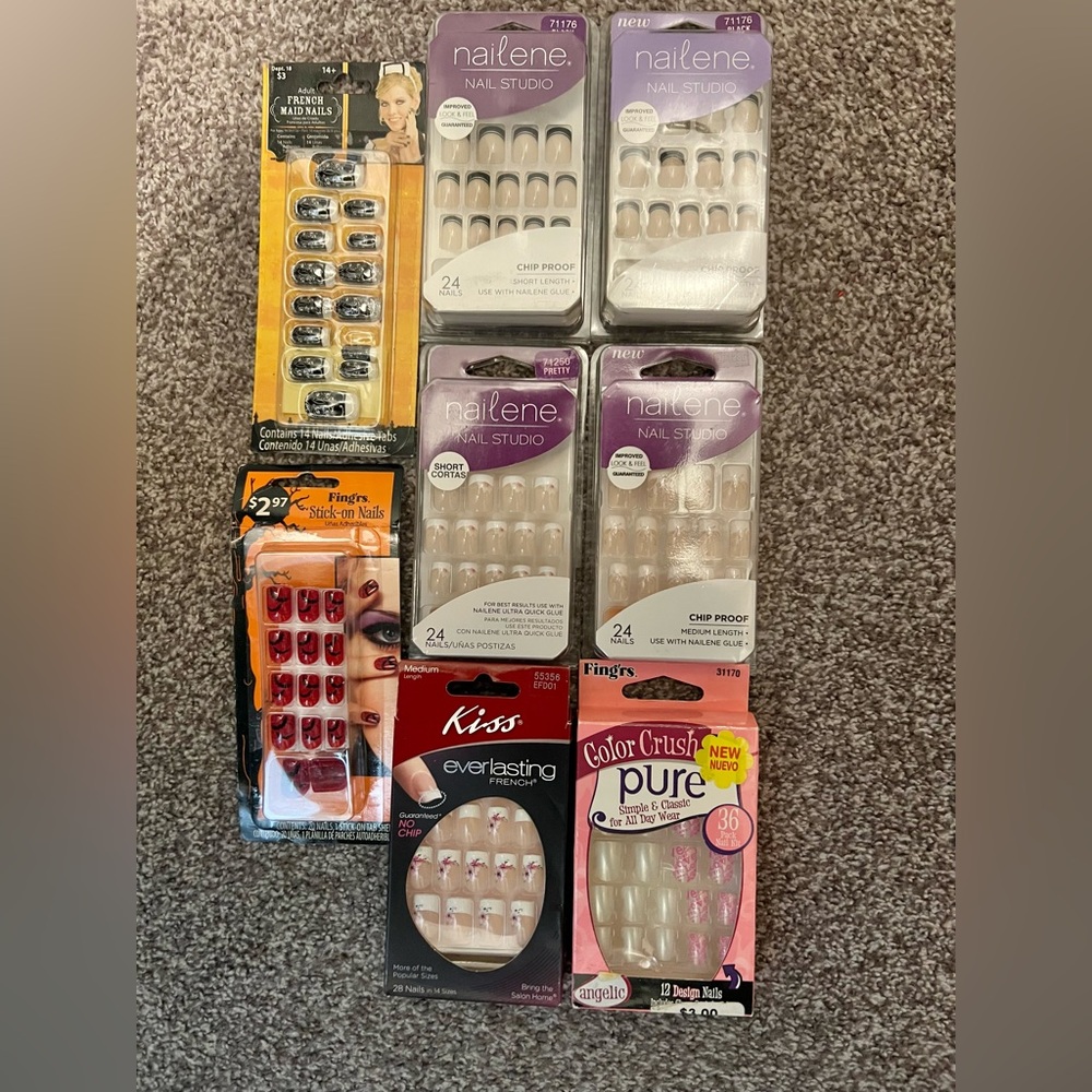 Press-On/ Glue Fake Nails
